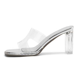 DAPHNE Скользящие тапочки женские белые серебристые, цвет Silver