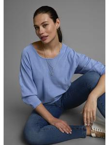 Свитер Laura Scott