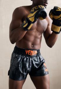 Спортивные шорты Venum CLASSIC MUAY THAI, Black/Orange/Black