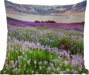 Подушка для улицы - Цветы - Лаванда - Фиолетовый - Небо - Закат - Луг - Природа - 45x45 см - Устойчива к погодным условиям - Подушка для отдыха - Фотоподушка - Декоративная подушка MuchoWow