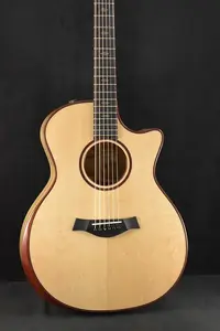 Taylor NAMM Custom #6 C14ce B5006 Большой концертный зал Bearclaw Sitka Spruce/Blackheart Sassafras