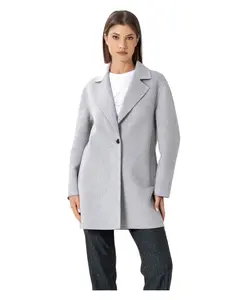 Стильное короткое пальто с простой застежкой. Kocca, серый