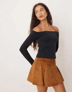 Бесшовный лонгслив с открытыми плечами и длинными рукавами Abercrombie & Fitch черного цвета