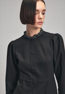 Платье-футляр Embrandered Collor adL, черный в горошек