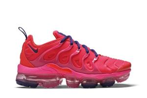 Кроссовки Nike Wmns Air VaporMax Plus, красный