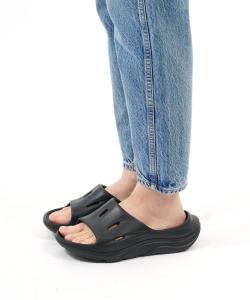 HOKA ORA RECOVERY СЛАЙД 3