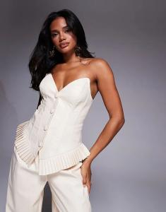 Топ-бандо ASOS LUXE из искусственной кожи с плиссировкой кремового цвета