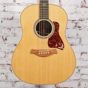 Taylor-guitars - Gold Label 817e - акустико-электрогитара с системой LR Baggs VTC - торрефированная ель/гватемальский розовое дерево - натуральная - с жестким футляром Gold Label British Cocoa - x5012