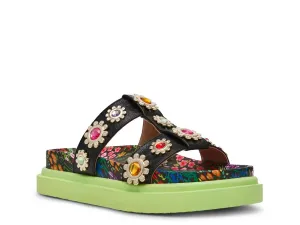 Сандалии Madoxx Betsey Johnson, Black/Multicolor