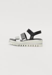 Босоножки на танкетке Sandali con cinturino Gabor, серебряный