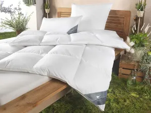 Пуховое одеяло Haeussling "GRÖNLAND Made in Green" 135х200 см, белый