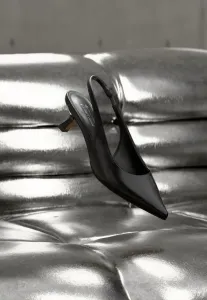 Классические туфли на каблуках от dariahh Call It Spring, Other Black