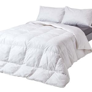 Всесезонное одеяло 200/200 см, гусиное перо и пух Homescapes, белый