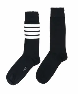 Носки средней высоты с 4 полосками из легкого хлопка.