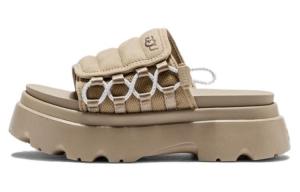 Замшевые шлепанцы на платформе Callie Ugg