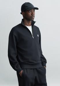 Толстовка Maison Kitsuné FOX HEAD COMFORT HALF ZIP , Black