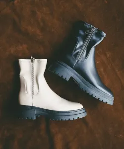 Ботинки на толстой подошве с боковой молнией