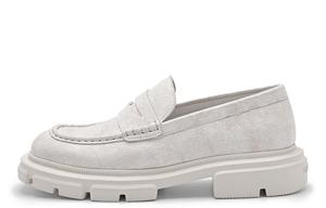 Лоферы женские белые Pedro