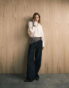 Прямые джинсы Mango Max из хлопка с контрастной строчкой цвета индиго