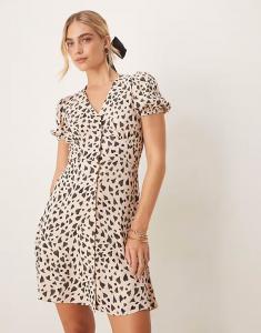 & Other Stories мини-платье на пуговицах с принтом сердец черного и бежевого цветов