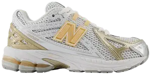 Кроссовки New Balance 1906R Little Kid 'Silver Metallic Peach Bloom', серый