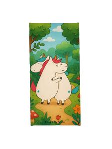 Mr. & Mrs. Panda Банное полотенце с изображением обнимающих единорогов, без надписи, белого цвета