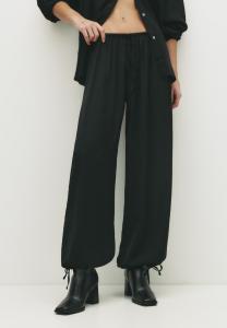 Брюки PULL&BEAR SAROUEL, Black