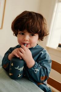 Нагрудник-накидка с принтом мерля Liewood, синий