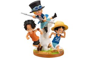 Фигурки в масштабе BANPRESTO