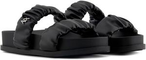 Женские сандалии Armani Exchange с мягкой стелькой и широкими рюшами на ремешках, черный