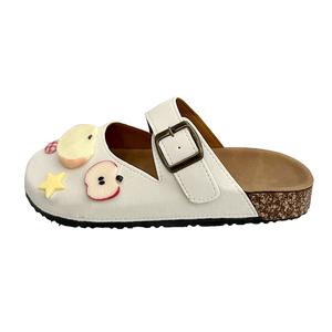 Happy Fish Женские закрытые тапочки белые, цвет White