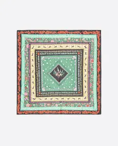 Платок с цветами и концентрическими рамками Bimba y Lola