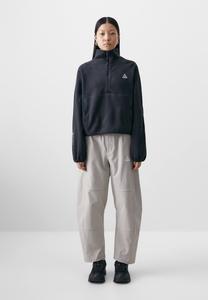 Джемпер Nike ACG WOLF TREE , Black/Anthracite/Summit White/Black