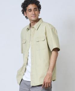 Выцветшая холщовая рубашка, короткие рукава
