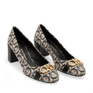 Salvatore Ferragamo Женские монохромные холщовые туфли Garda Gancini черного цвета