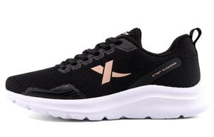 Кроссовки женские с низким верхом, черные/золотые Xtep