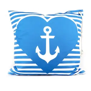 Декоративная подушка Queence "Якорь 40x40/50x50см, чехол для уличной подушки садовый", чехол для подушки с петелькой и шнуром, чехол для подушки морской 40х40 см, синий/белый