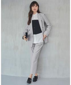 Бюстье из гладкого трикотажа высокой плотности, пригодный для стирки.