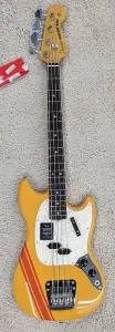 Fender Vintera II '70s Competition Mustang Bass, накладка из палисандра, Competition Orange