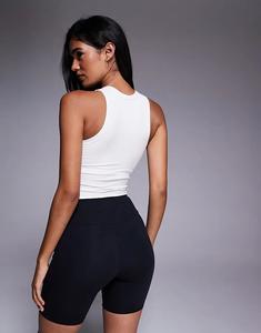 Длинный топ Oysho из смеси модала в рубчик белого цвета