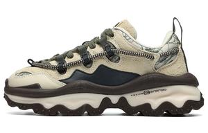 Женские массивные кроссовки Fila Fusion QD96