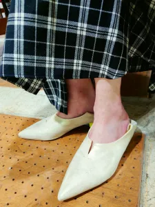 Туфли с острым носком Yosuke Usa, цвет Champagne