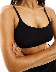 Черный бесшовный бюстгальтер без косточек Pieces