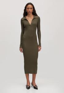 Платье EDITED STRICKKLEID HATTIE, Oliv/Green