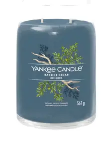 Большая свеча Bayside Cedar Yankee Candle, синий