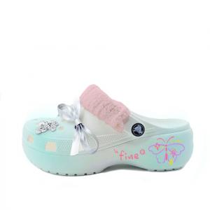 Crocs Классические туфли-сабо на платформе унисекс белого цвета