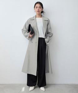 Укороченный пуловер из льна и вискозы высокой плотности, пригодный для стирки.