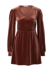 ABOUT YOU Платье 'Silvia' в цвете Auburn