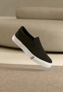 Кроссовки унисекс Pier One, Black