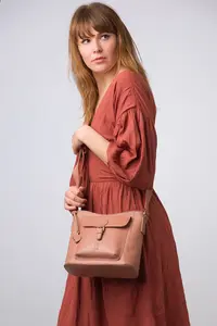 Кожаная сумка через плечо 'Carla' Conkca London, розовый